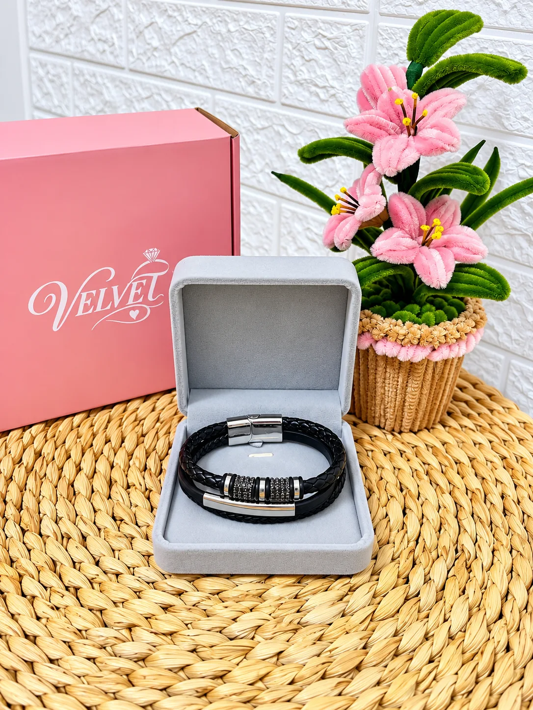 Pulsera de Cuero Negro Trenzada