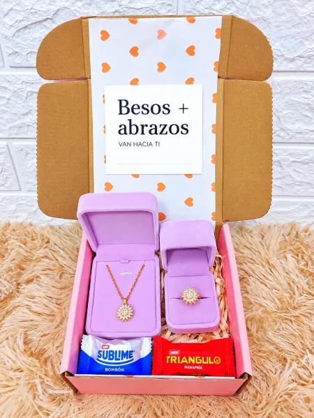 Pack Collar Sol y Anillo Dorado